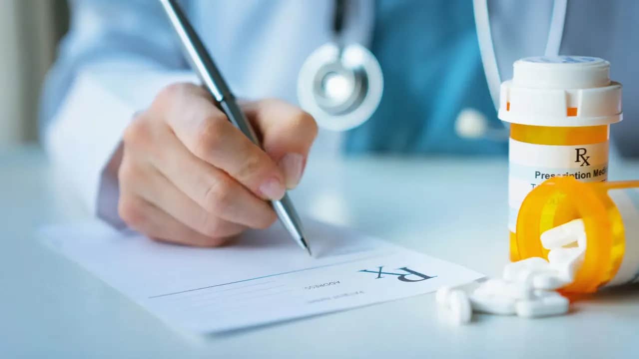 Brak leku z recepty? Jak sprawdzić dostępność i co zrobi farmaceuta